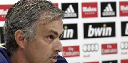 El entrenador portugués del Real Madrid, José Mourinho, durante una rueda de prensa
