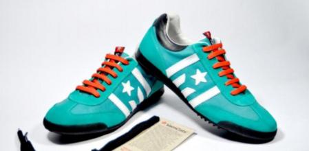 Les noves VamCats castelleres incorporen els colors dels Castellers de Vilafranca