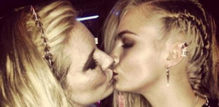 La imagen que Cara Delevingne publicó en su perfil de Instagram