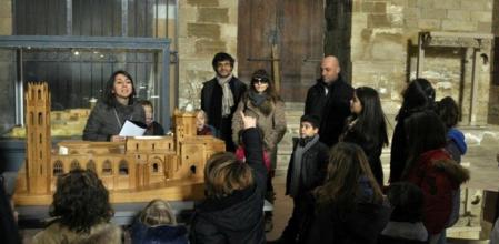 Una de las actividades infantiles que organiza el Turó de la Seu Vella