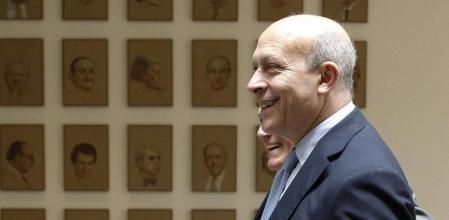 El ministro de Educación, Cultura y Deporte, José Ignacio Wert, a su llegada a una sesión de control al Gobierno en el Senado