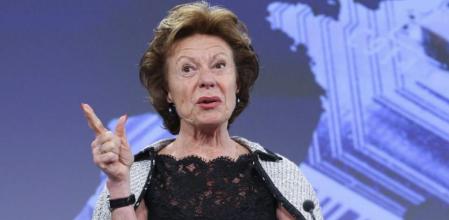 La vicepresidenta de la Comisión Europea y responsable de telecomunicaciones, Neelie Kroes