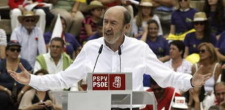El secretario general del PSOE, Alfredo Pérez Rubalcaba,durante su intervención en la 
