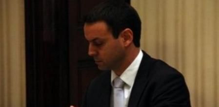 Manel Prat, antes de intervenir en el Parlament.