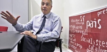 El primer secretario del PSC, Pere Navarro, durante la entrevista que ha mantenido con la agencia EFE