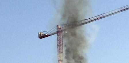 Incendio de las nuevas oficinas del BBVA, todavía en construcción