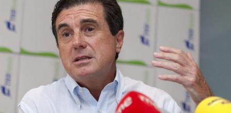 El expresidente del Gobierno Balear, Jaume Matas durante la rueda de prensa que ha ofrecido tras conocerse la sentencia del Tribunal Supremo