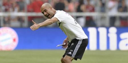 Guardiola entrena en el Allianz Arena el día previo al Barça-Bayern