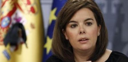 La vicepresidenta del Gobierno, Soraya Sáenz de Santamaría, en rueda de prensa en La Moncloa.