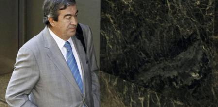El ex secretario general del PP Francisco Álvarez-Cascos, a su llegada a la Audiencia Nacional para prestar declaración como testigo ante el juez Pablo Ruz, instructor del 