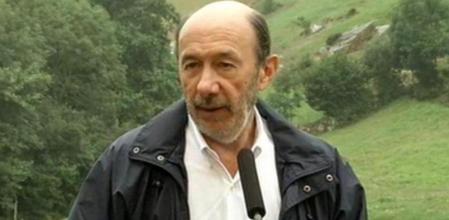 Rubalcaba, en rueda de prensa en Asturias