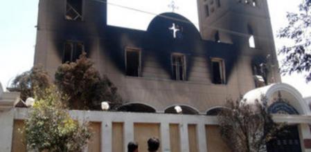 Una iglesia copta en la localidad de Minya quemada el pasado día 14 de agosto