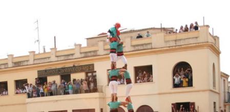 Els Castellers de Vilafranca descarreguen per primer cop a la història el 3d10fm