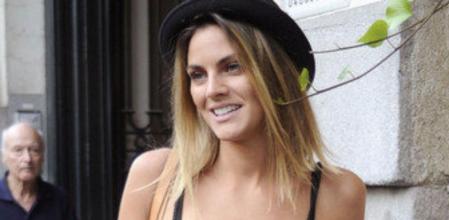 La actriz Amaia Salamanca , en la primera fotografía tras conocerse que está embarazada