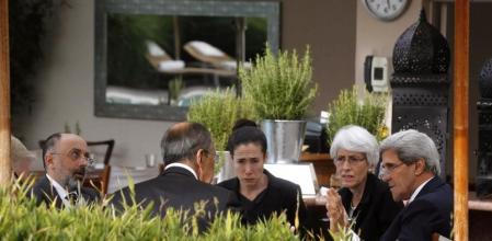 Decidiendo el futuro de Siria. Kerry y Lavrov discuten en Ginebra sobre las armas químicas del régimen de Damasco