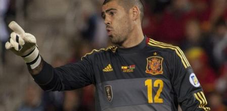 El portero de la selección española de fútbol, Víctor Valdés, durante el partido clasificatorio para el Mundial Brasil 2014 entre España y Bielorrusia