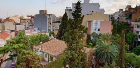 Vista aérea de la Torre Garcini, en el Guinardó, que el Ayuntamiento de Barcelona planea adquirir en especie a Núñez y Navarro