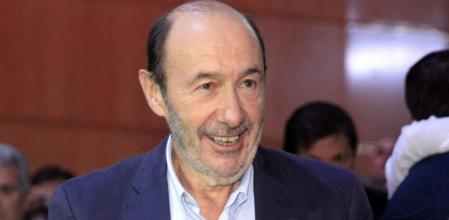 El secretario general del PSOE, Alfredo Pérez Rubalcaba, a su llegada a la conferencia política del partido en Madrid