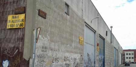 Naves vacías en el polígono industrial Can Ribó, en Badalona