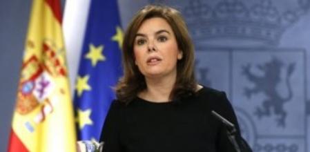 La vicepresidenta del Gobierno, Soraya Sáenz de Santamaría, durante la rueda de prensa.