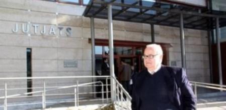 El ex director general de Innova, Josep Prat, a la salida de los juzgados de Reus, en una imagen de archivo