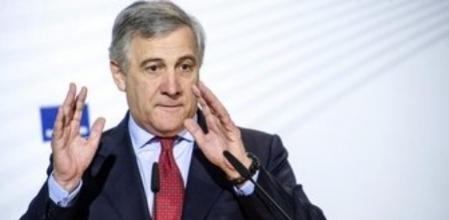 El vicepresidente de la Comisión Europea, Antonio Tajani, durante la jornada sobre los Fondos Estructurales Europeos e instrumentos financieros para Pymes que se celebra en Toledo.