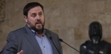 El líder de Esquerra Repúblicana de Catalunya, Oriol Junqueras, durante la rueda de prensa posterior a la reunión en que se acordó la consulta
