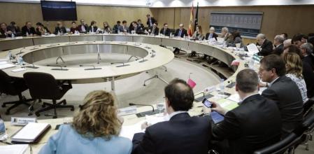 El ministro de Hacienda y Administraciones Públicas, Cristóbal Montoro, preside una reunión del Consejo de Política Fiscal y Financiera (CPFF)