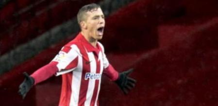 Muniain celebra uno de sus dos goles ante el Celta