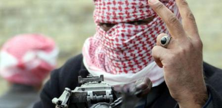 Un combatiente suní en Faluya