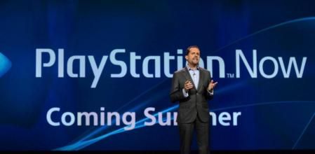 Andrew House, CEO de PlayStation, durante la presentación de PlayStation Now en el CES 2014 (Las Vegas)