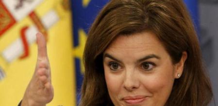 La vicepresidenta del Gobierno, Soraya Saénz de Santamaría, durante la rueda de prensa posterior a la reunión del Consejo de Ministros