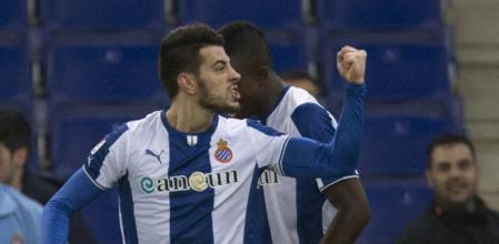 El delantero portugués del Espanyol Pizzi celebra su gol al Alcorcón