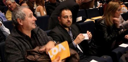 El miembro del PSC, Fabián Mohedano, asisitió a un acto de ERC favorable al derecho a decidir