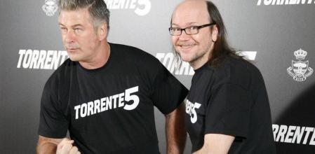 Santiago Segura y Alec Baldwin en un photocall de la película 'Torrente 5'