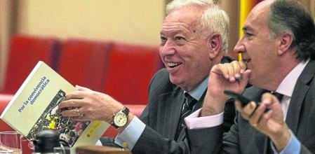 Margallo enviará informes a embajadas sobre el catalán y el coste de la ruptura