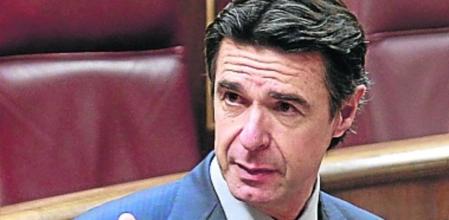 Soria anuncia tres opcions per al rebut de la llum