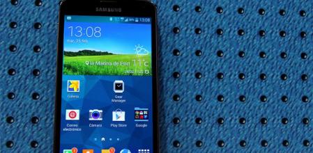 El nuevo Samsung Galaxy S5, presentado en el Mobile World Congress en Barcelona