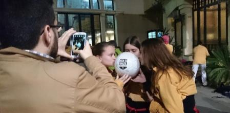 Per cada petó la marca francesa plantarà un arbre