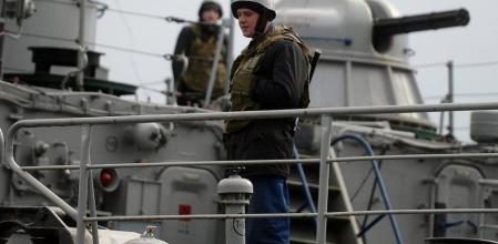 Un solado ucraniano en Sebastopol.