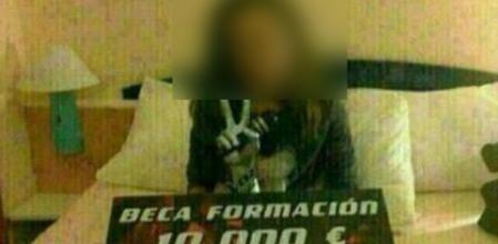 Una foto con el trofeo y un cheque de 10.000 euros está divulgándose a través de internet con el rostro de la ganadora