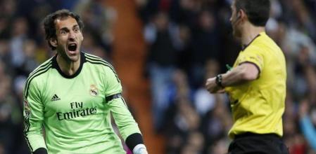 Diego López protesta a Undiano Mallenco