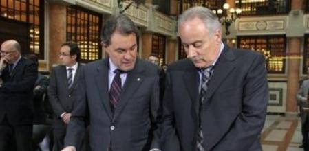 Artur Mas y Joan Carretero firman el acuerdo de asociación entre CDC y Reagrupament.