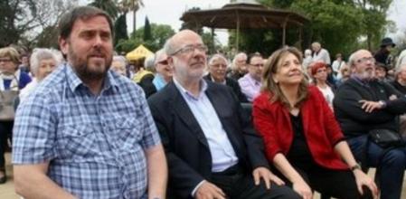 El presidente de ERC, Oriol Junqueras, el cabeza de lista a las europeas, Josep Maria Terricabras, y la presidenta de la Acadèmia del Cinema Català Isona Passola.