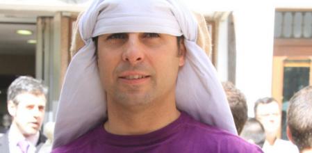 Fran Rivera, de costalero en la Semana Santa sevillana