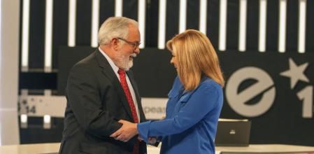 Miguel Arias Cañete y Elena Valenciano, durante el debate cara a cara