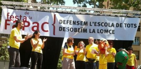 Badalona es mou recoge el premio a mejor entidad cívica de la FAPAC