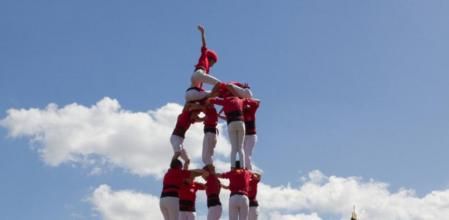 La Colla Joves Xiquets de Valls descarrega el 5d7 a Londres