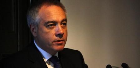 El primer secretario del PSC, Pere Navarro, en una conferencia en el Círculo Ecuestre de Barcelona