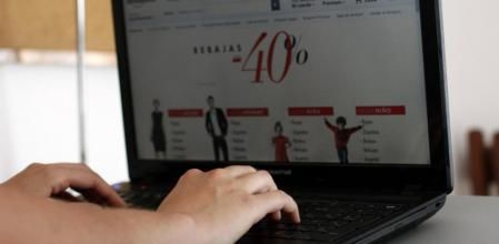 Un usuario consulta las ofertas de una tienda online